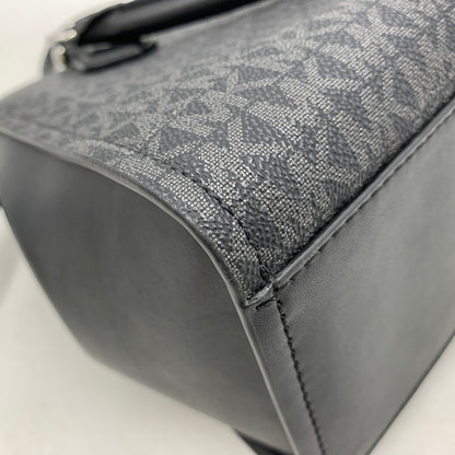 【中古品】【レディース】 35F5S6AS2B MK SIGNATURE エムケー シグネチャー MARILYN SATCHEL MEDIUM 2WAY HAND BAG マリリン サッチェル　ミディアム ツーウェイ ハンドバッグ カバン 鞄 188-251005-cs-09-izu カラー：ブラック×ダークグレー 万代Net店