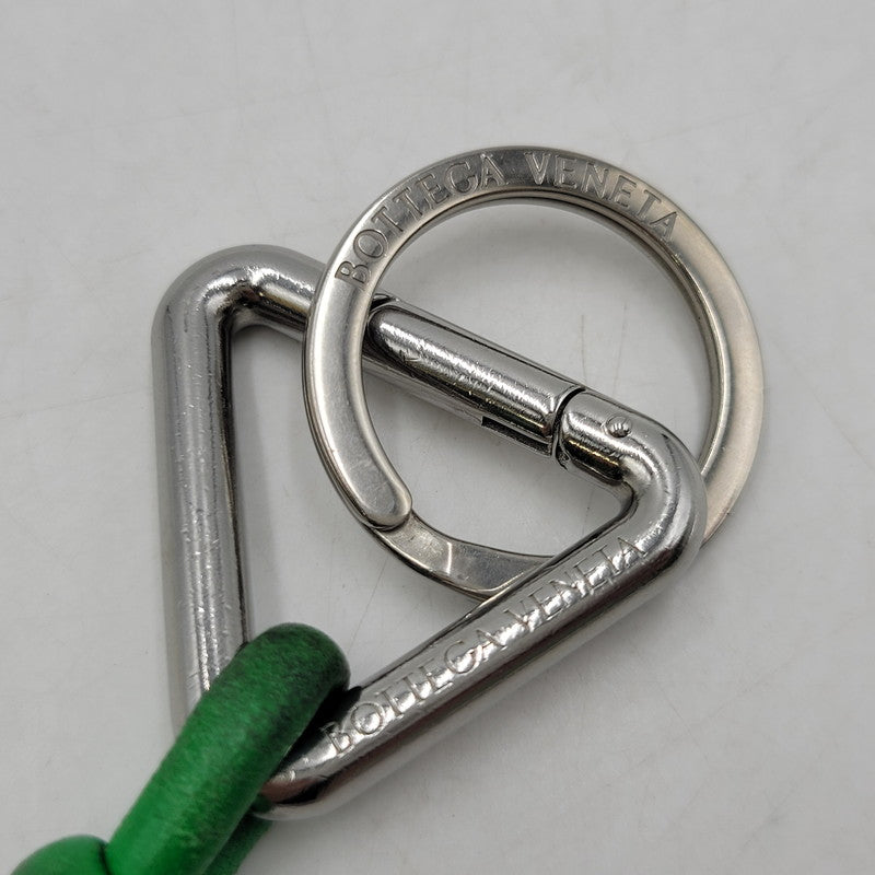 【中古品】【メンズ/レディース】 BOTTEGAVENETA ボッテガヴェネタ TRIANGLE KEY RING トライアングル キーリング 182-251005-as-10-izu カラー：シルバー×グリーン 万代Net店