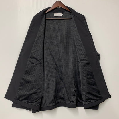 【中古美品】【メンズ】 GRAPHPAPER グラフペーパー GU251-30245 25SS PERTEX EQUILIBRIUM パーテックス イクイリブリウム FRONT YOKE BLOUSON フロントヨークブルゾン アウター 140-251006-ya-04-izu サイズ：2 カラー：BLACK 万代Net店
