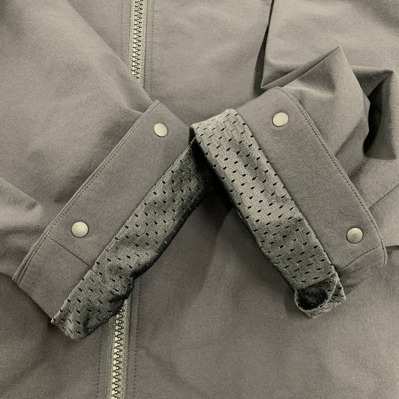 【中古美品】【メンズ】 GRAPHPAPER グラフペーパー GU251-30245 25SS PERTEX EQUILIBRIUM パーテックス イクイリブリウム FRONT YOKE BLOUSON フロントヨークブルゾン アウター 140-251006-ya-04-izu サイズ：2 カラー：BLACK 万代Net店