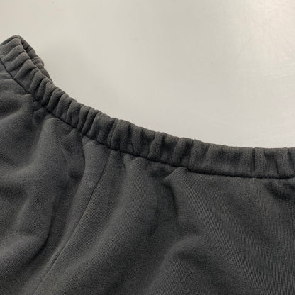 【現状渡し品】【メンズ】 YEEZY SEASON6 CALABASAS イージーシーズン6 カラバサス LOST HILLS SWEAT SHORTS ロストヒルズ スウェットショーツ 半ズボン ショートパンツ 153-251011-ya-11-izu サイズ：L カラー：チャコールグレー 万代Net店