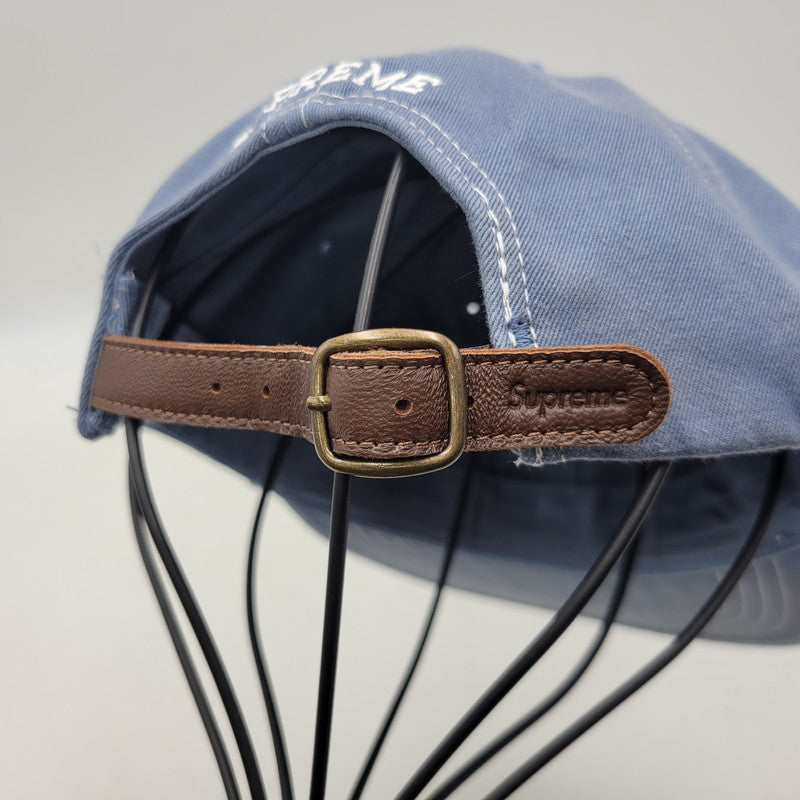 【中古品】【メンズ/レディース】 Supreme シュプリーム 25AW DISTRESSED SCRIPT 6-PANEL ディストレスト スクリプト 6パネル キャップ 帽子 185-251013-km-05-izu サイズ：F カラー：SLATE 万代Net店