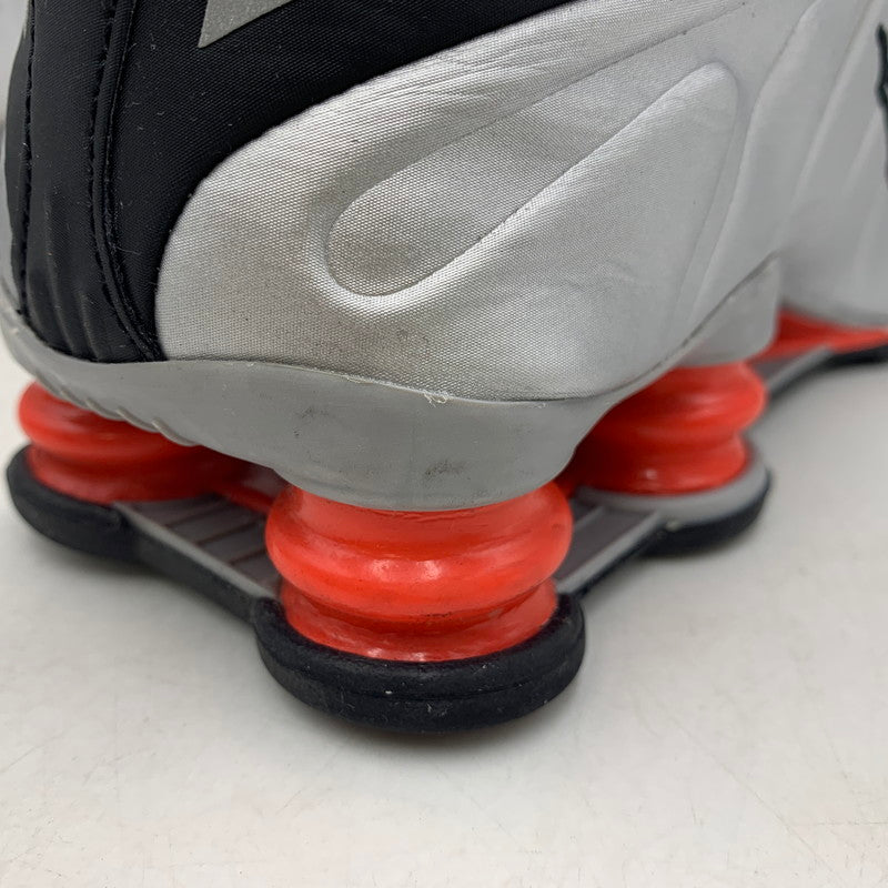 【中古品】【メンズ】 NIKE ナイキ HQ1988-002 SHOX R4 ショックス スニーカー 靴 160-251014-cs-01-izu サイズ：28cm カラー：METALLIC SILVER/RED 万代Net店
