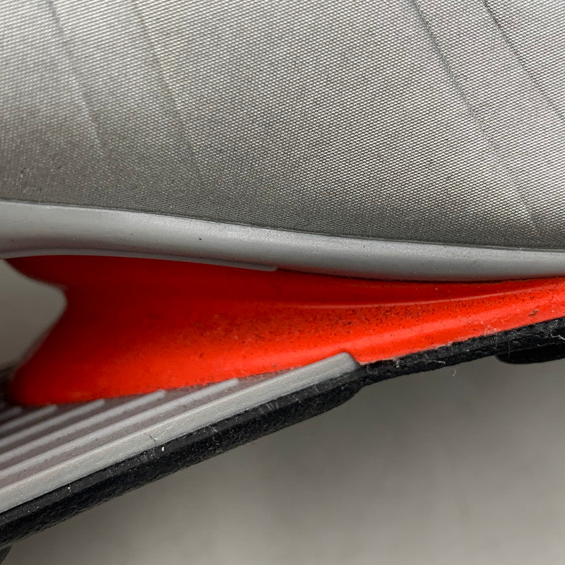 【中古品】【メンズ】 NIKE ナイキ HQ1988-002 SHOX R4 ショックス スニーカー 靴 160-251014-cs-01-izu サイズ：28cm カラー：METALLIC SILVER/RED 万代Net店