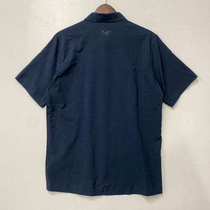 【中古品】【メンズ】 ARC'TERYX アークテリクス 25214-122063 SKYLINE スカイライン SS SHIRT ショートスリーブ シャツ トップス 半袖 144-251017-ya-13-izu サイズ：Ｓ カラー：ネイビー 万代Net店