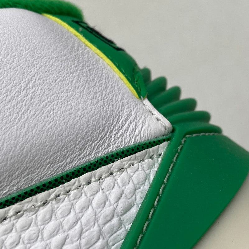【中古美品】【メンズ】 NIKE ナイキ AIR JORDAN 2 RETRO DR8884-103 エア ジョーダン 2 レトロ スニーカー シューズ 靴 160-251017-as-09-izu サイズ：26.5cm カラー：WHITE/LUCKY GREEN-SAIL 万代Net店