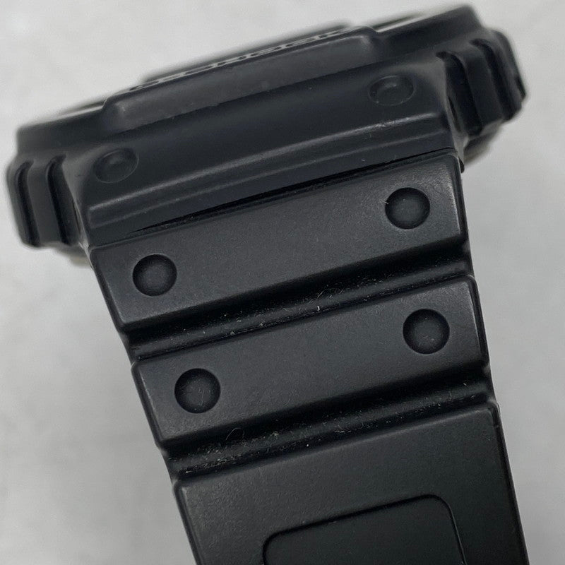 【中古品】【メンズ/レディース】 G-SHOCK ジーショック × FCRB エフシーアールビー DW-5600VT 2014年コラボモデル デジタル腕時計 時計 196-260611-ya-12-izu カラー：ブラック 万代Net店