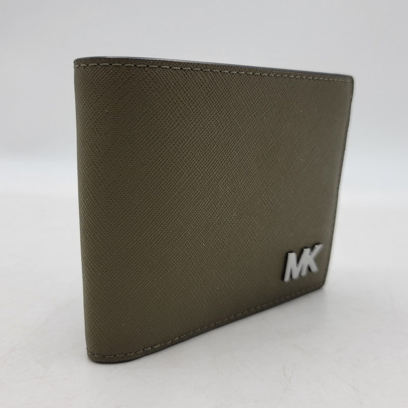 【中古美品】【メンズ/レディース】 Michael Kors マイケルコース COOPER SAFFIANO LEATHER BILLFOLD WALLET WITH PASS CASE 36S5LCOF2U レザー ビルフォールド ウォレット パスケース 財布 201-251027-as-28-izu カラー：オリーブ 万代Net店
