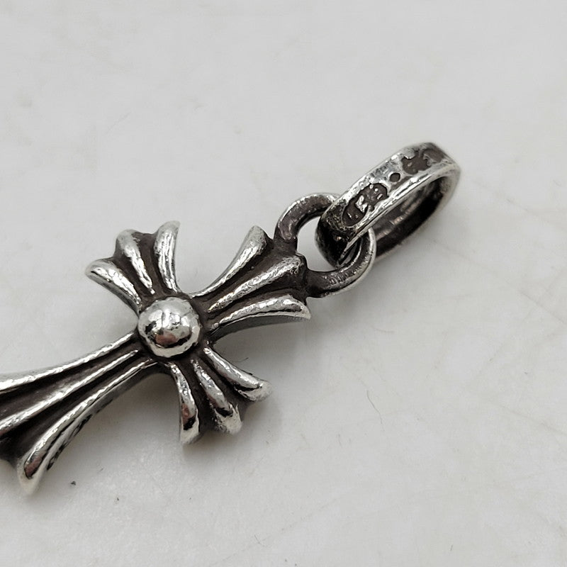 【中古品】【メンズ/レディース】 CHROME HEARTS クロムハーツ 925 CRS BBY FAT クロス ベイビー ファット ペンダントトップ アクセサリー 190-251214-as-10-izu カラー：シルバー 万代Net店