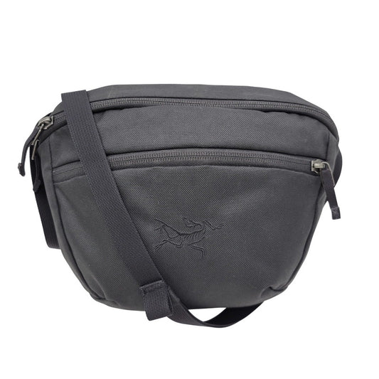 【中古品】【メンズ/レディース】 ARC'TERYX アークテリクス MANTIS 2 WAIST PACK X000008973 1224X000008973 マンティス2 ウェストパック バッグ カバン 鞄 188-251027-as-33-izu カラー：ブラック 万代Net店