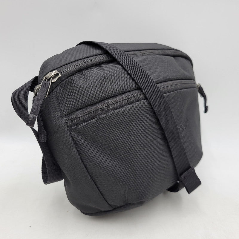【中古品】【メンズ/レディース】 ARC'TERYX アークテリクス MANTIS 2 WAIST PACK X000008973 1224X000008973 マンティス2 ウェストパック バッグ カバン 鞄 188-251027-as-33-izu カラー：ブラック 万代Net店