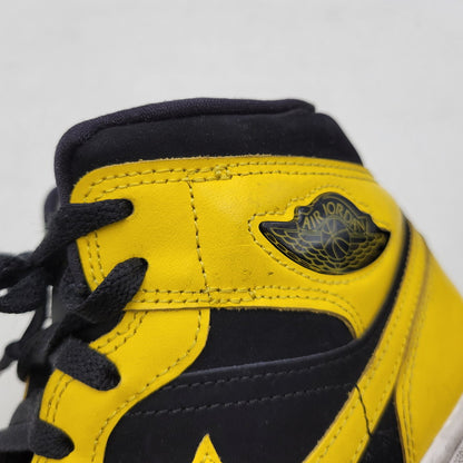 【中古品】【メンズ】 NIKE ナイキ AIR JORDAN 1 MID SE HJ6654-071 エア ジョーダン 1 ミッド SE スニーカー シューズ 靴 160-251027-as-35-izu サイズ：26.5cm カラー：BLACK/VARSITY MAIZE-WHITE 万代Net店