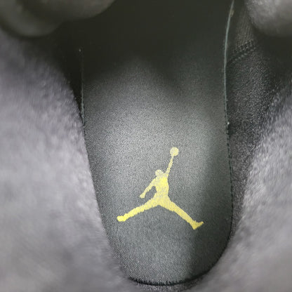 【中古品】【メンズ】 NIKE ナイキ AIR JORDAN 1 MID SE HJ6654-071 エア ジョーダン 1 ミッド SE スニーカー シューズ 靴 160-251027-as-35-izu サイズ：26.5cm カラー：BLACK/VARSITY MAIZE-WHITE 万代Net店