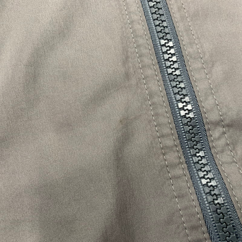 【中古品】【メンズ】 F.C.R.B.×NIKE エフシーアールビー×ナイキ NYLON JACKET ナイロン ジャケット アウター 142-251022-cs-03-izu サイズ：M カラー：グレー 万代Net店