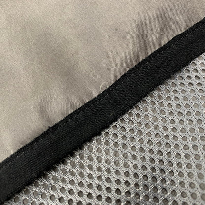 【中古品】【メンズ】 F.C.R.B.×NIKE エフシーアールビー×ナイキ NYLON JACKET ナイロン ジャケット アウター 142-251022-cs-03-izu サイズ：M カラー：グレー 万代Net店