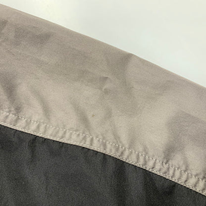 【中古品】【メンズ】 F.C.R.B.×NIKE エフシーアールビー×ナイキ NYLON JACKET ナイロン ジャケット アウター 142-251022-cs-03-izu サイズ：M カラー：グレー 万代Net店