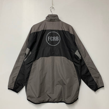 【中古品】【メンズ】 F.C.R.B.×NIKE エフシーアールビー×ナイキ NYLON JACKET ナイロン ジャケット アウター 142-251022-cs-03-izu サイズ：M カラー：グレー 万代Net店