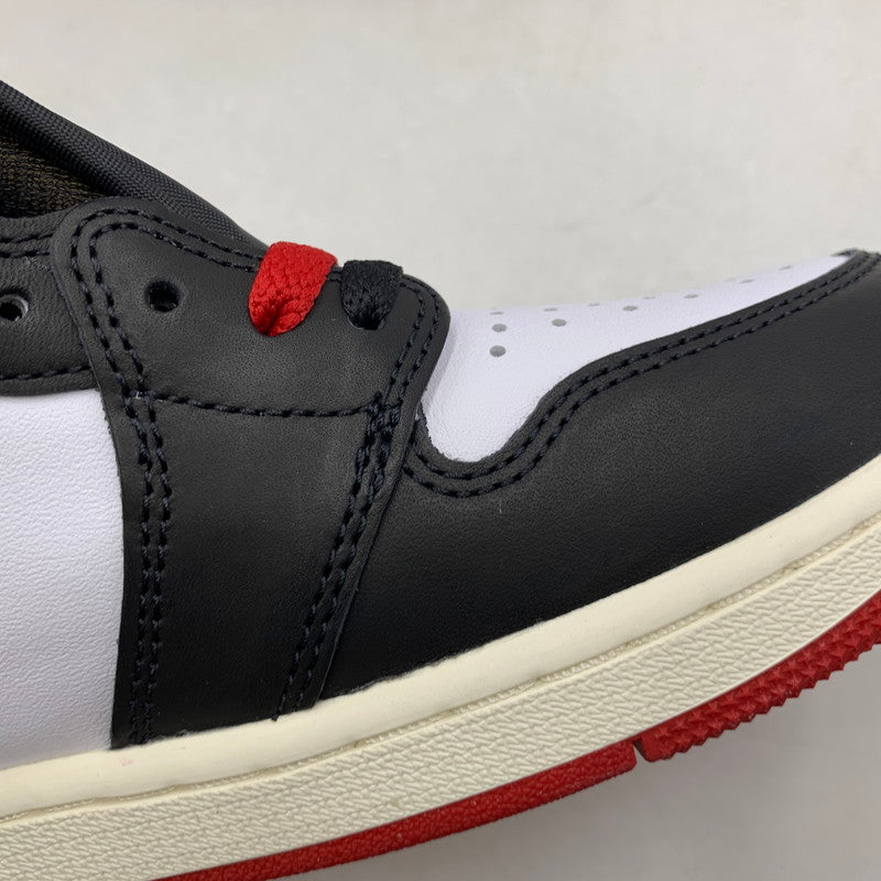 【中古美品】【メンズ】 NIKE ナイキ AIR JORDAN 1 RETRO HIGH OG DZ5485-106 エア ジョーダン 1 レトロ ハイ OG スニーカー シューズ 靴 160-251024-as-02-izu サイズ：28cm カラー：WHITE/BLACK-VARSITY RED-SAIL 万代Net店