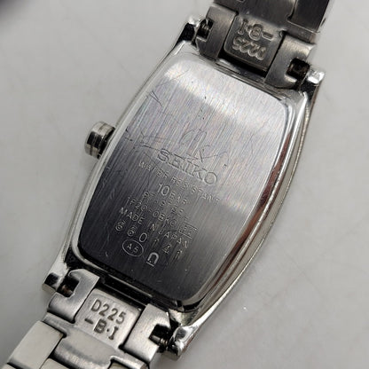 【中古品】【レディース】 SEIKO LUKIA セイコー ルキア 8P QUARTZ 1F20-0BK0 クォーツ 腕時計 197-251028-as-37-izu カラー：シルバー 万代Net店