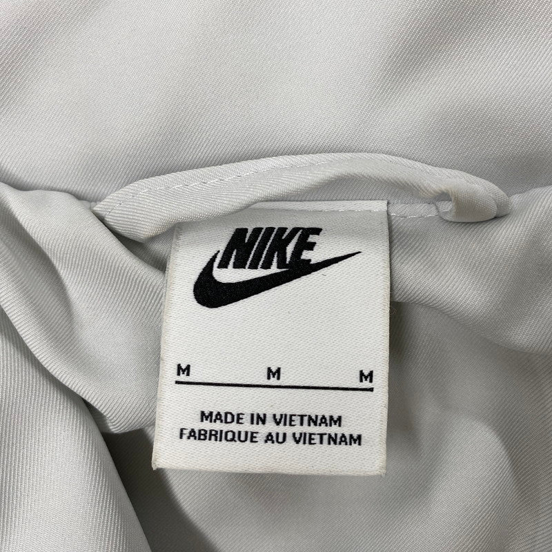 【中古品】【レディース】 NIKE ナイキ WMNS NSW BIG SWOOSH FAUX FUR JACKET DO3792-025 ウィメンズ ビッグスウッシュ フェイクファージャケット アウター 169-251028-as-23-izu サイズ：M カラー：ライトブルー 万代Net店