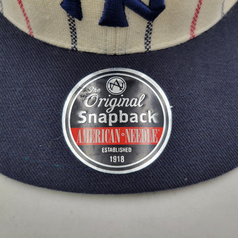【中古品】【メンズ/レディース】 AMERICAN NEEDLE アメリカンニードル COOPERSTOWN クーパーズタウン NEW YORK YANKEES ニューヨーク ヤンキース SNAP BACK CAP スナップバックキャップ 帽子 185-251108-ya-11-izu サイズ：F カラー：ホワイト/ネイビー 万代Net店
