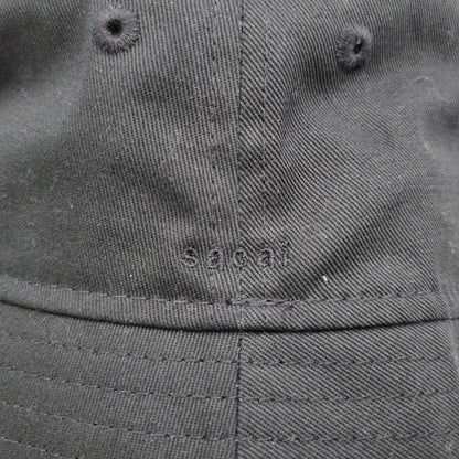 【中古品】【メンズ/レディース】 Sacai サカイ × MARK GONZALES マークゴンザレス × NEWERA ニューエラ ONE LOVE HAT ハット 帽子 185-251027-as-03-izu サイズ：M/L カラー：ブラック 万代Net店