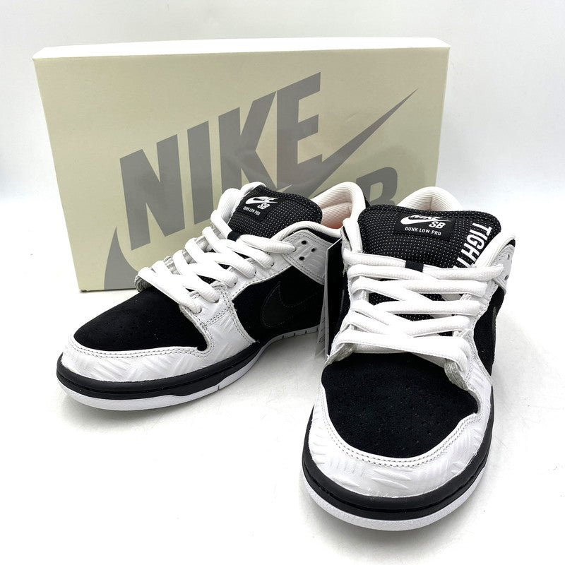 【中古美品】【メンズ/レディース】 NIKE SB ナイキエスビー × TIGHTBOOTH タイトブース DUNK LOW PRO QS FD2629-100 ダンク ロー プロ QS スニーカー シューズ 靴 160-251028-as-11-izu サイズ：26cm カラー：WHITE/BLACK-SAFETY ORANGE 万代Net店