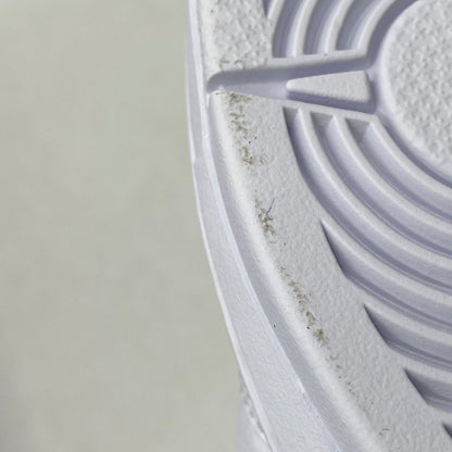 【中古美品】【メンズ/レディース】 NIKE SB ナイキエスビー × NICOLE HAUSE ニコールハウゼ DUNK LOW PRO FZ8802-100 ダンク ロー プロ スニーカー シューズ 靴 160-251028-as-10-izu サイズ：26cm カラー：WHITE/UNIVERSITY BLUE-WHITE 万代Net店