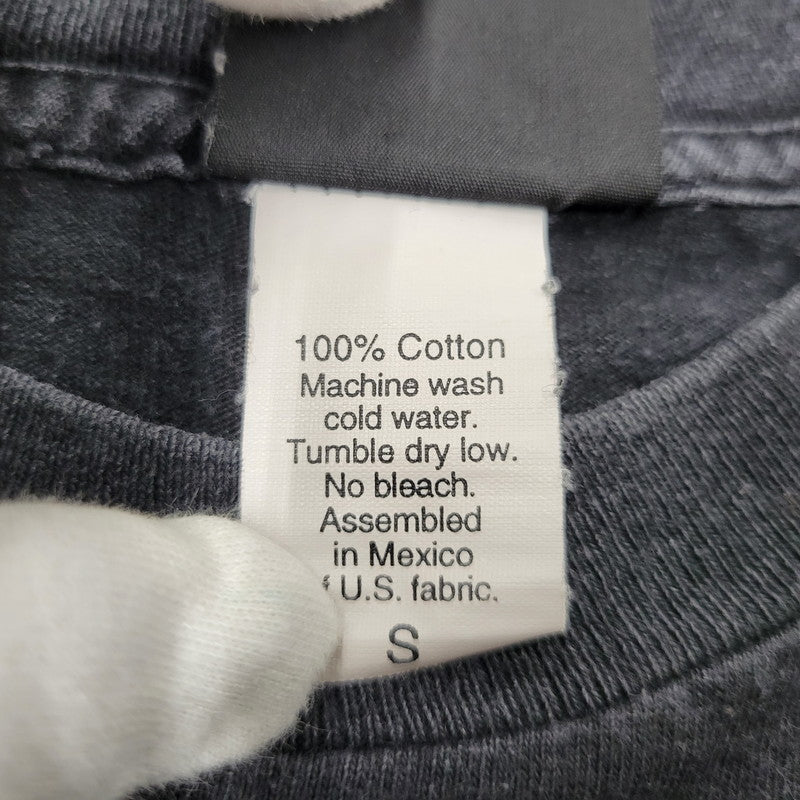 【現状渡し品】【メンズ】 OLD THRASHER オールドスラッシャー MAGAZINE DESIGN SS TEE マガジン デザイン ショートスリーブ Tシャツ トップス 半袖 142-251101-cs-08-izu サイズ：S カラー：ブラック 万代Net店