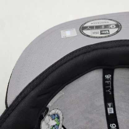 【中古品】【メンズ/レディース】 NEWERA ニューエラ TEAM LOGO ALLOVER チームロゴ オールオーバー NBA 9FIFTY ナインフィフティーSNAPBACK CAP スナップバック キャップ 帽子 185-251108-ya-10-izu サイズ：M/L カラー：BLACK 万代Net店