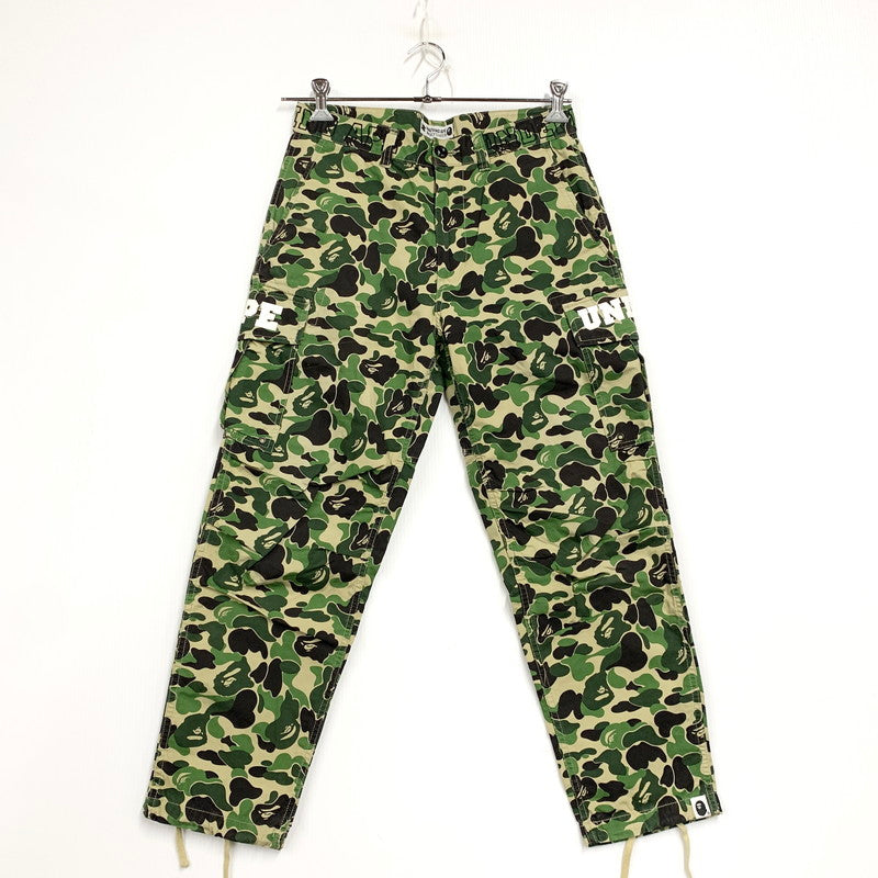 【中古品】【メンズ】 A BATHING APE アベイシングエイプ ×UNDEFEATED アンディーフィーテッド 001PTE231903X ABC 6 POCKET ポケット PANTS パンツ ズボン ボトムス 153-251104-ya-05-izu サイズ：S カラー：グリーン系 万代Net店