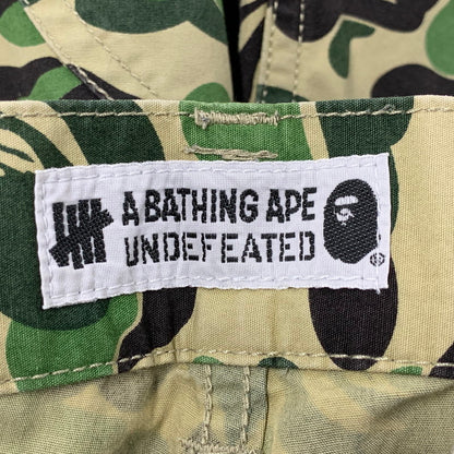 【中古品】【メンズ】 A BATHING APE アベイシングエイプ ×UNDEFEATED アンディーフィーテッド 001PTE231903X ABC 6 POCKET ポケット PANTS パンツ ズボン ボトムス 153-251104-ya-05-izu サイズ：S カラー：グリーン系 万代Net店