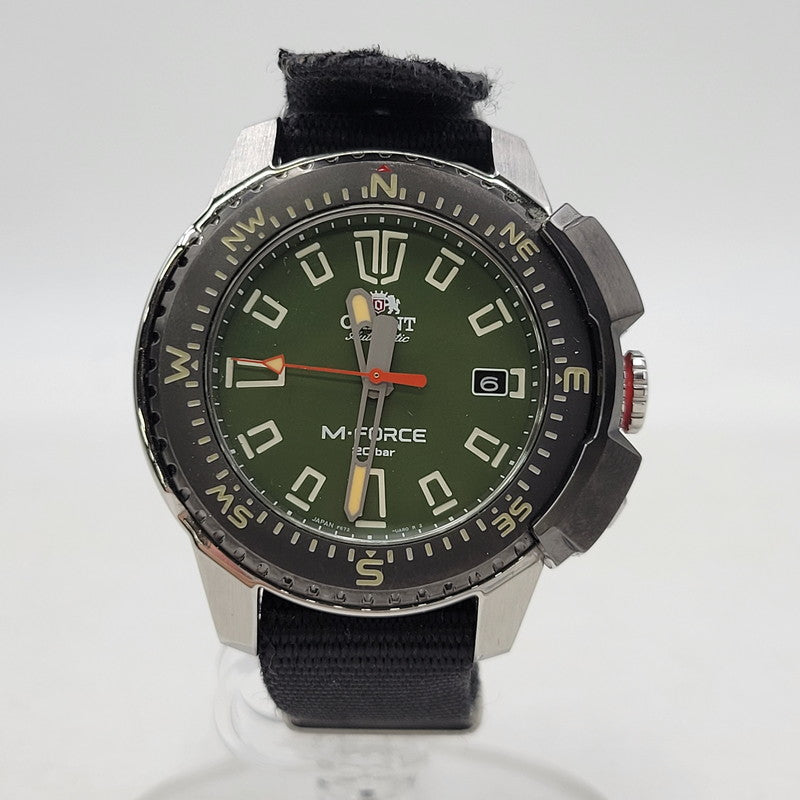 【中古品】【メンズ/レディース】 ORIENT オリエント M-FORCE QUARTZ RN-AC0N03E 自動巻き グリーン文字盤 腕時計 197-251106-as-11-izu カラー：ブラック×シルバー×グリーン 万代Net店