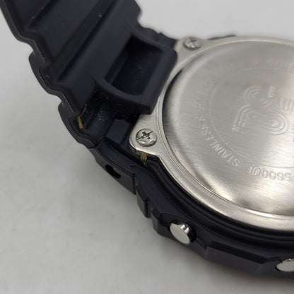 【中古品】【メンズ/レディース】 G-SHOCK ジーショック × ベガルタ仙台 DW-5600UE 30周年記念モデル デジタル 腕時計 196-251106-as-12-izu サイズ：48.9 × 42.8 × 13.4 mm カラー：ブラック系 万代Net店