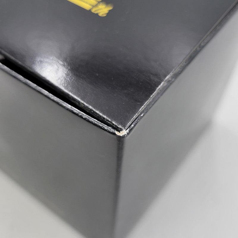 【中古品】【メンズ/レディース】 G-SHOCK ジーショック × ベガルタ仙台 DW-5600UE 30周年記念モデル デジタル 腕時計 196-251106-as-12-izu サイズ：48.9 × 42.8 × 13.4 mm カラー：ブラック系 万代Net店