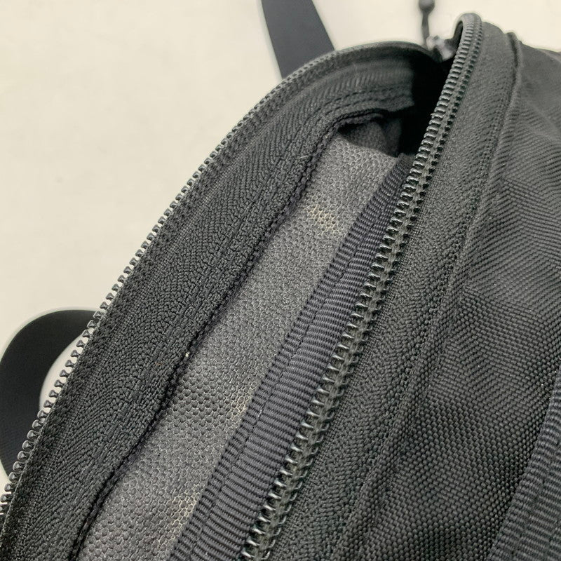 【中古品】【メンズ/レディース】 DESCENDANT ディセンダント × RIDEBAG ライドバッグ BAMBI SACOCHE バンビ サコッシュ ショルダーバッグ カバン 鞄 188-251113-ya-02-izu カラー：BLACK 万代Net店