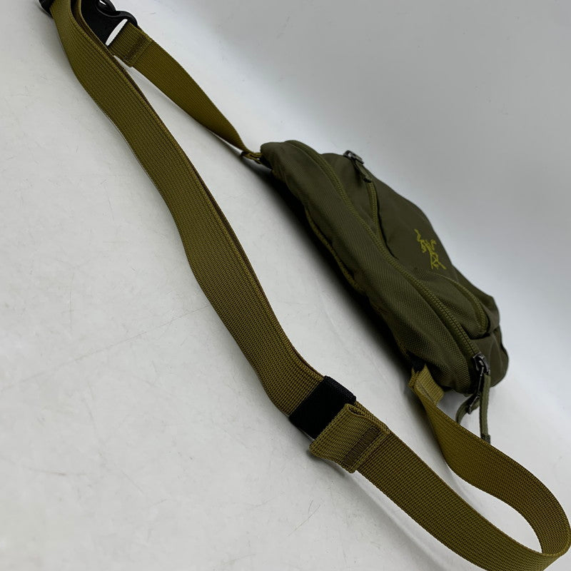 【中古品】【メンズ/レディース】 ARC'TERYX アークテリクス MAKA2 WAISTPACK マカツー ウエストパック カバン 鞄 188-251113-ya-04-izu カラー：カーキ 万代Net店