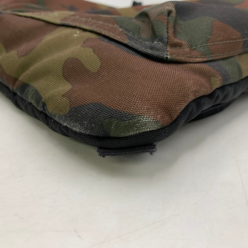 【中古品】【メンズ】 ナイロン カモフラージュ ヘルメット バッグ カバン 鞄 188-251109-cs-02-izu カラー：マルチ 万代Net店