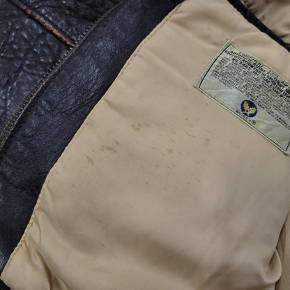 【現状渡し品】【メンズ】 AVIREX アヴィレックス A-2 FLIGHT JACKET フライトジャケット 50周年記念 ピンナップガール アウター 146-251109-as-11-izu サイズ：XS カラー：ブラウン系 万代Net店