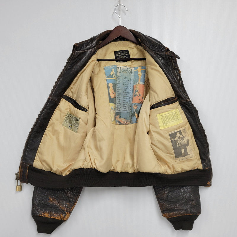 【現状渡し品】【メンズ】 AVIREX アヴィレックス A-2 FLIGHT JACKET フライトジャケット 50周年記念 ピンナップガール アウター 146-251109-as-11-izu サイズ：XS カラー：ブラウン系 万代Net店