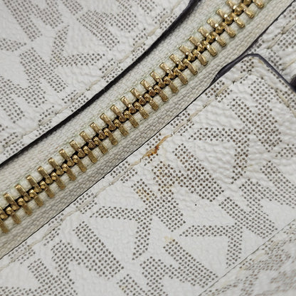 【中古品】【レディース】 SIGNATURE 2WAY BAG 30F9G0HS1B シグネチャー ハンドバッグ ショルダーバッグ カバン 鞄 188-251111-as-06-izu カラー：ホワイト×ブラウン 万代Net店