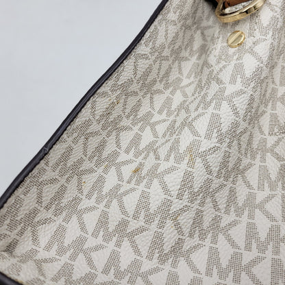 【中古品】【レディース】 SIGNATURE 2WAY BAG 30F9G0HS1B シグネチャー ハンドバッグ ショルダーバッグ カバン 鞄 188-251111-as-06-izu カラー：ホワイト×ブラウン 万代Net店
