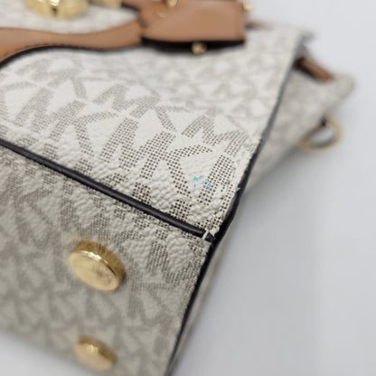 【中古品】【レディース】 SIGNATURE 2WAY BAG 30F9G0HS1B シグネチャー ハンドバッグ ショルダーバッグ カバン 鞄 188-251111-as-06-izu カラー：ホワイト×ブラウン 万代Net店