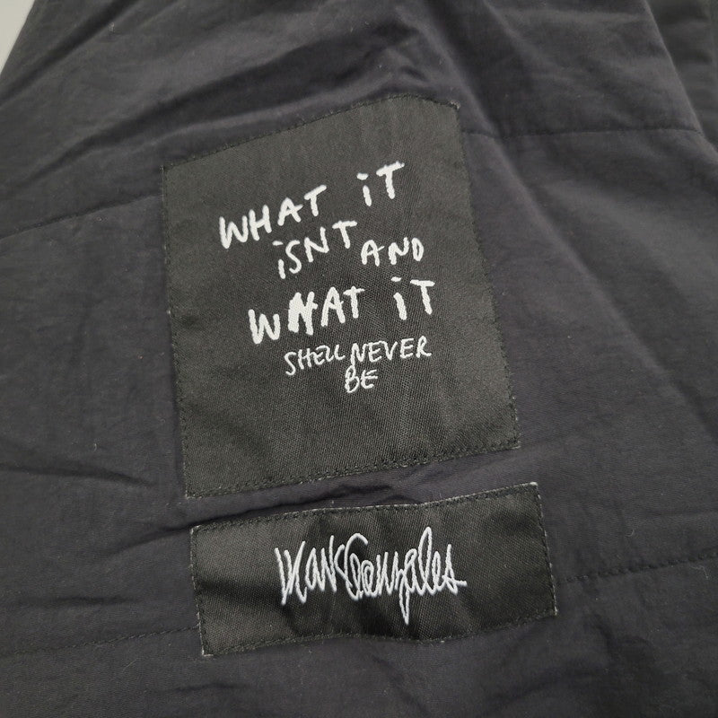 【中古美品】【メンズ】 Mark Gonzales マークゴンザレス HOODED PUFFER JACKET 2H5-63816 フーデッド パファー ジャケット アウター 142-251115-as-23-izu サイズ：M カラー：ブラック 万代Net店