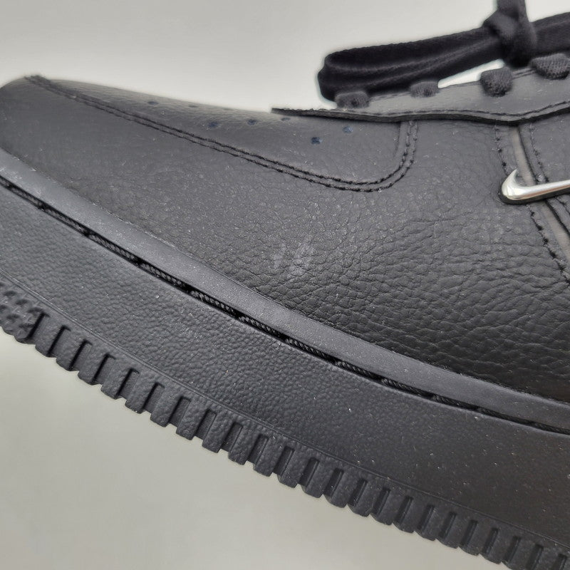 【中古美品】【メンズ】 NIKE ナイキ HQ1180-001 WOMEN'S AIR FORCE 1 LOW ウィメンズ エア フォース ワン ロー スニーカー シューズ 靴 160-251113-cs-19-izu サイズ：27.5cm カラー：BLACK/METALLIC SILVER 万代Net店