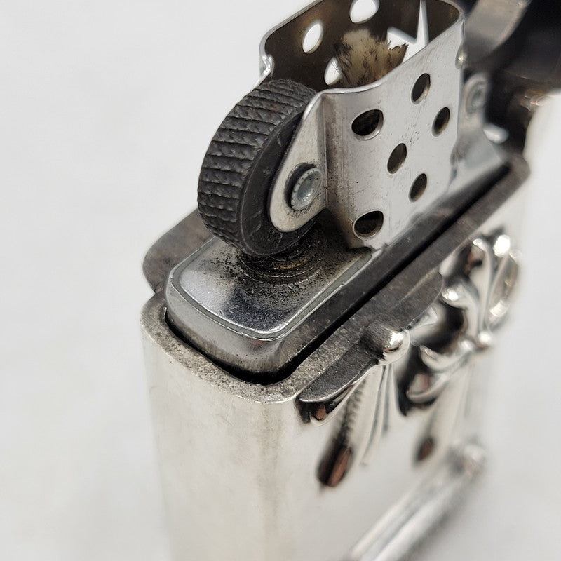 【中古品】【メンズ/レディース】 CHROME HEARTS クロムハーツ ZIPPO ジッポー タイニーダブルクロス スリムV2 ライター 190-251214-as-03-izu カラー：シルバー 万代Net店