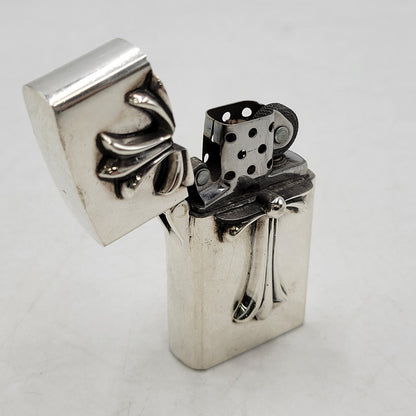 【中古品】【メンズ/レディース】 CHROME HEARTS クロムハーツ ZIPPO ジッポー タイニーダブルクロス スリムV2 ライター 190-251214-as-03-izu カラー：シルバー 万代Net店
