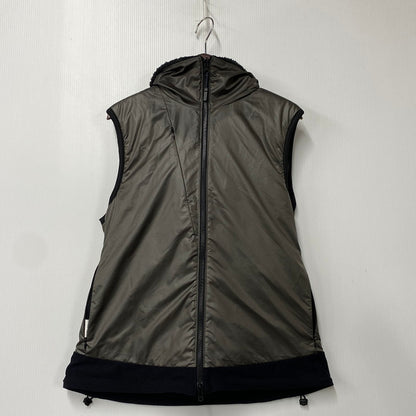 【中古品】【メンズ】 MOUNTAIN OF MOODS マウンテンオブムーズ POLARTEC CLASSIC300 FLEECE REVERSIBLED VEST M/M3150-CS03 ポーラテック クラシック300 フリース リバーシブル ベスト 144-251123-as-06-izu サイズ：L カラー：ブラック/グレー 万代Net店