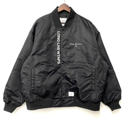 【中古品】【メンズ】 WTAPS ダブルタップス 22AW TEAM JACKET NYLON TWILL 222TQDT-JKM01 チーム ジャケット ナイロン ツイル ジャケット アウター 142-251114-ay-09-izu サイズ：03 カラー：ブラック 万代Net店