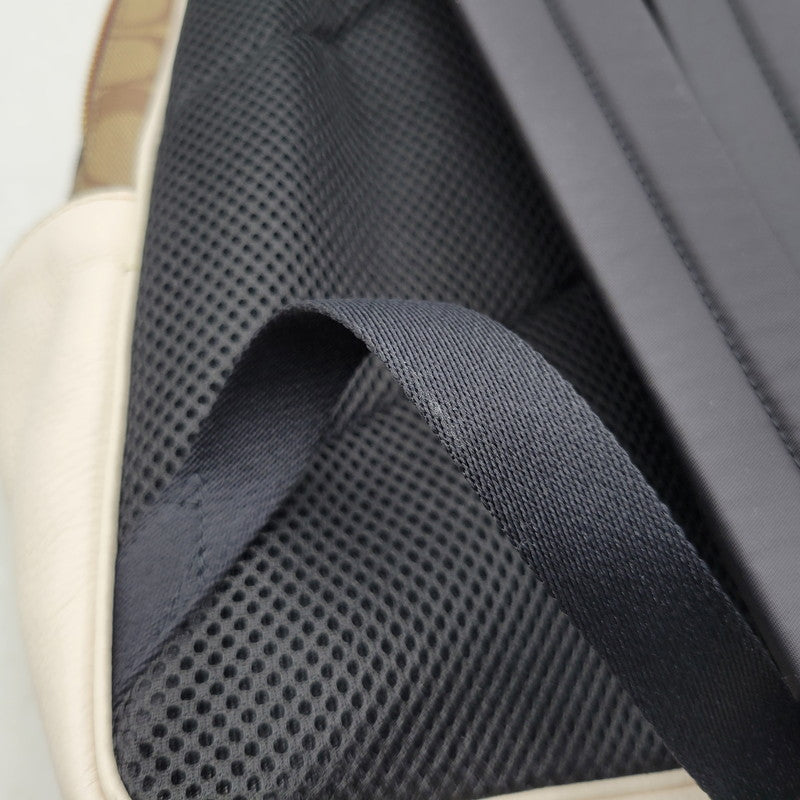 【中古品】【レディース】 COACH コーチ × PEANUTS ピーナッツ SNOOPY BACKPACK C4115 スヌーピー バックパック リュック バッグ カバン 鞄 180-251113-as-13-izu カラー：ブラウン×ホワイト 万代Net店